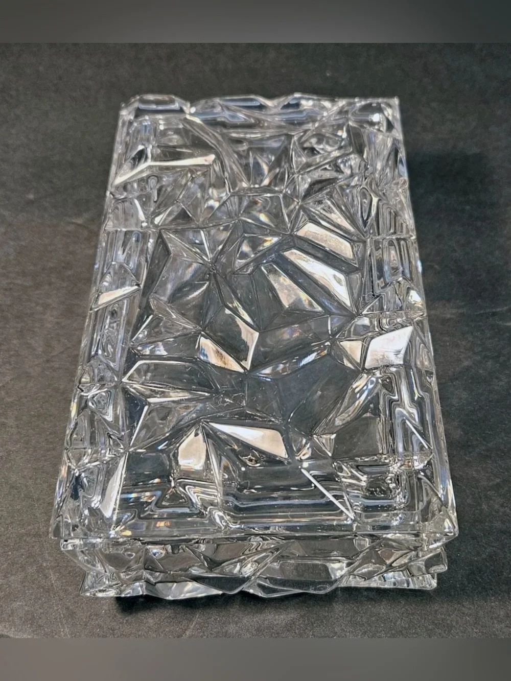 Vintage Tiffany & Co. Rock Cut Crystal Jewlery Box 
Excellent Condition - Picture 10 of 13